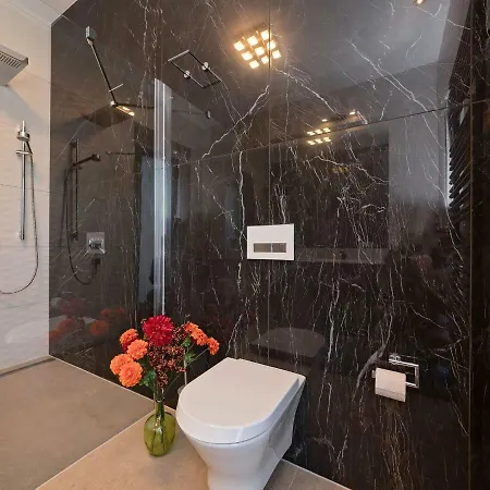 Villa Luxury With Private Pool In Labinci