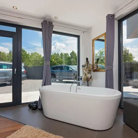 Villa Luxury With Private Pool In Labinci