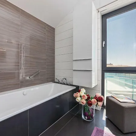 Vila Luxury With Private Pool In Labinci